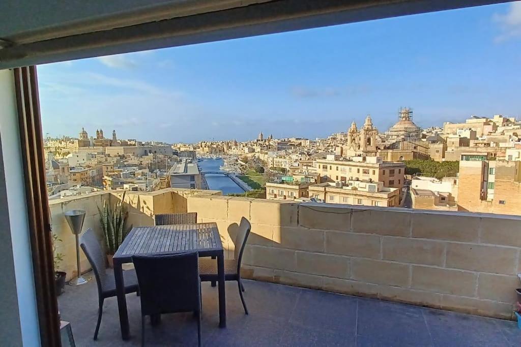 The View Penthouse Daire Cospicua Dış mekan fotoğraf