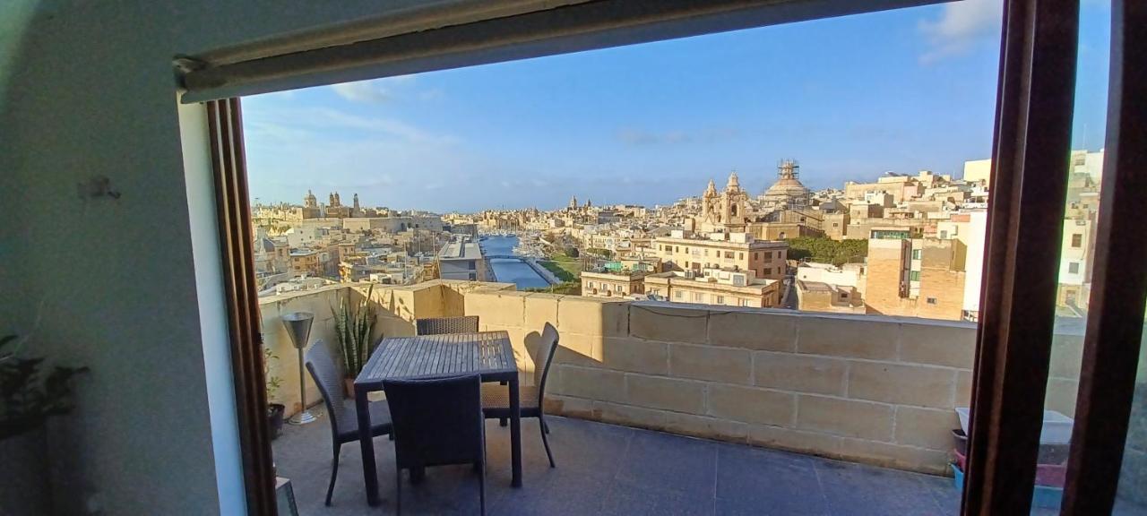 The View Penthouse Daire Cospicua Dış mekan fotoğraf