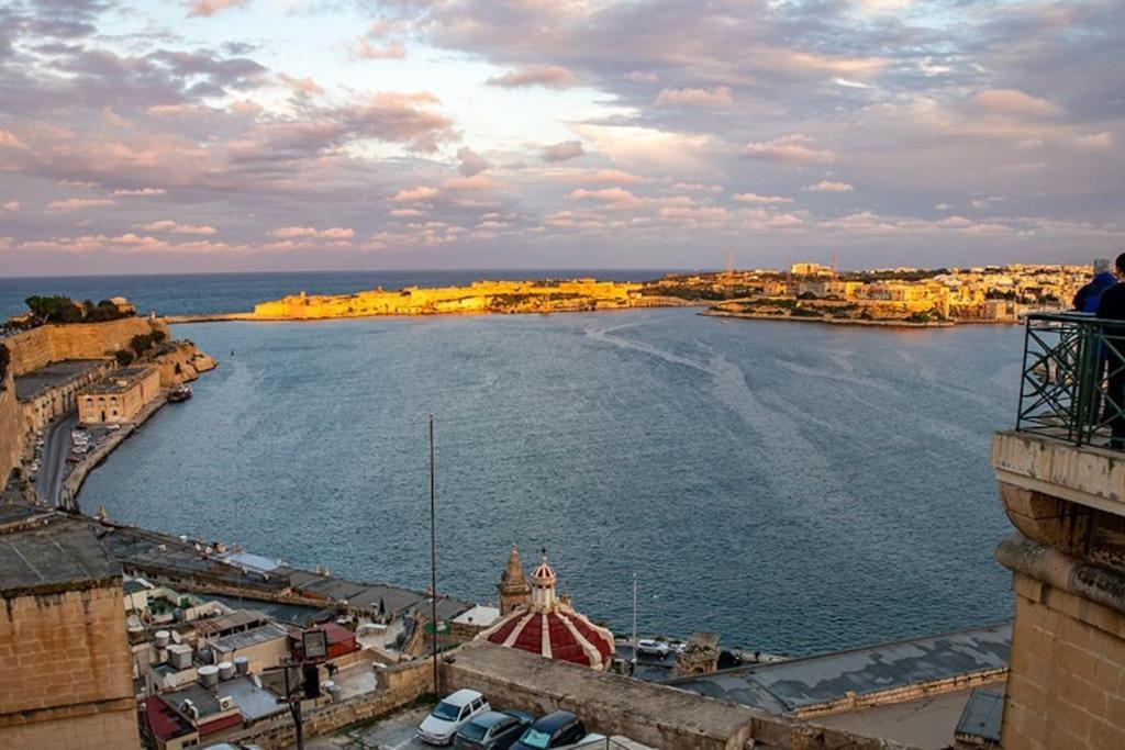 The View Penthouse Daire Cospicua Dış mekan fotoğraf